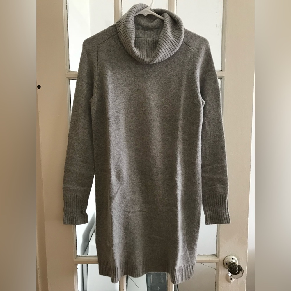 UNIQLO Gray Cowl neck Sweater Dress
